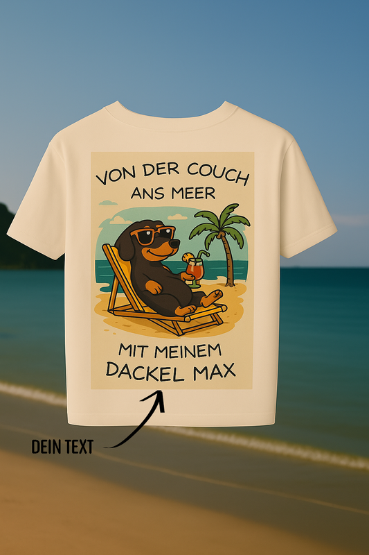 🐾 „Von der Couch ans Meer – mit meinem Dackel“ – Unisex Organic T-Shirt